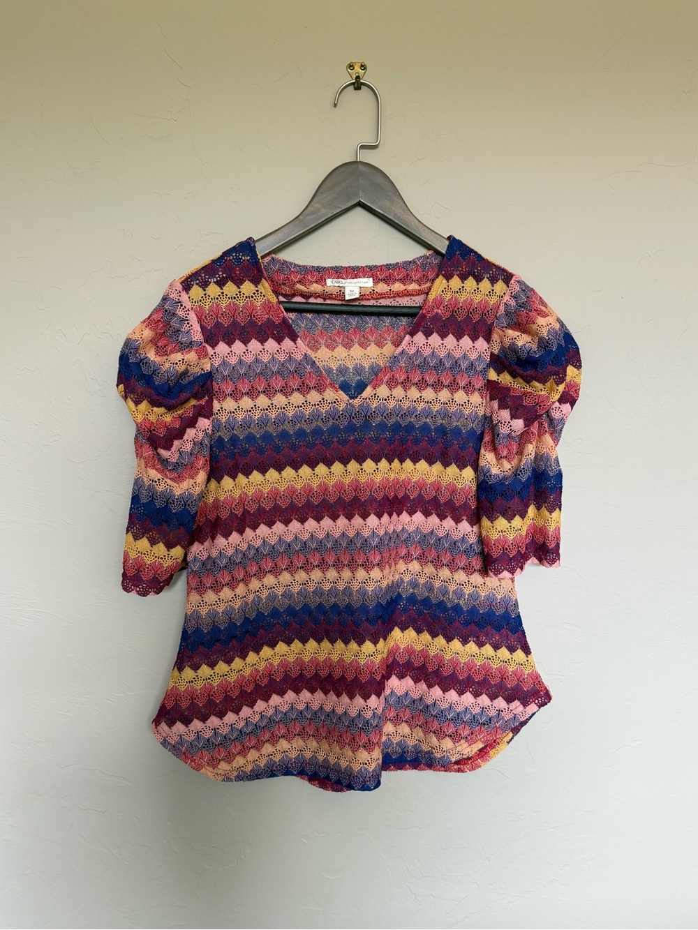 Cato Multicolor Chevron Puff Sleeve V-Neck Top